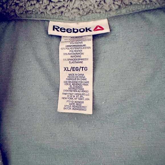 EUC! REEBOK WOMENS FAUX SHERPA JACKET - Picture 7 of 7